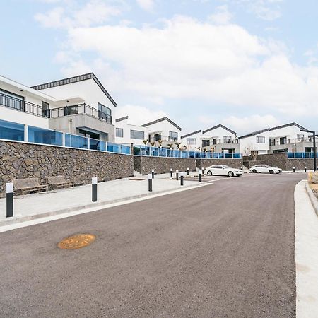Ddosi Aewol Pool Villa 济州市 外观 照片