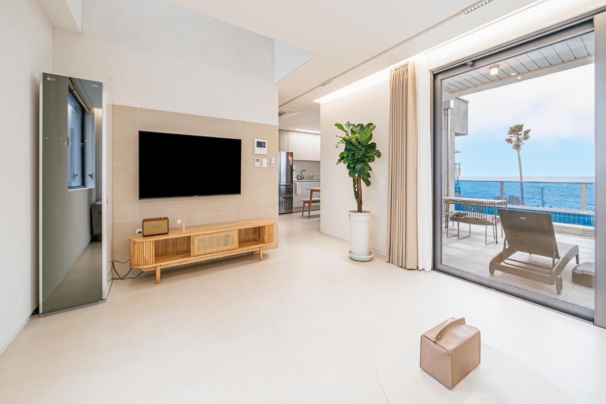Ddosi Aewol Pool Villa 济州市 外观 照片