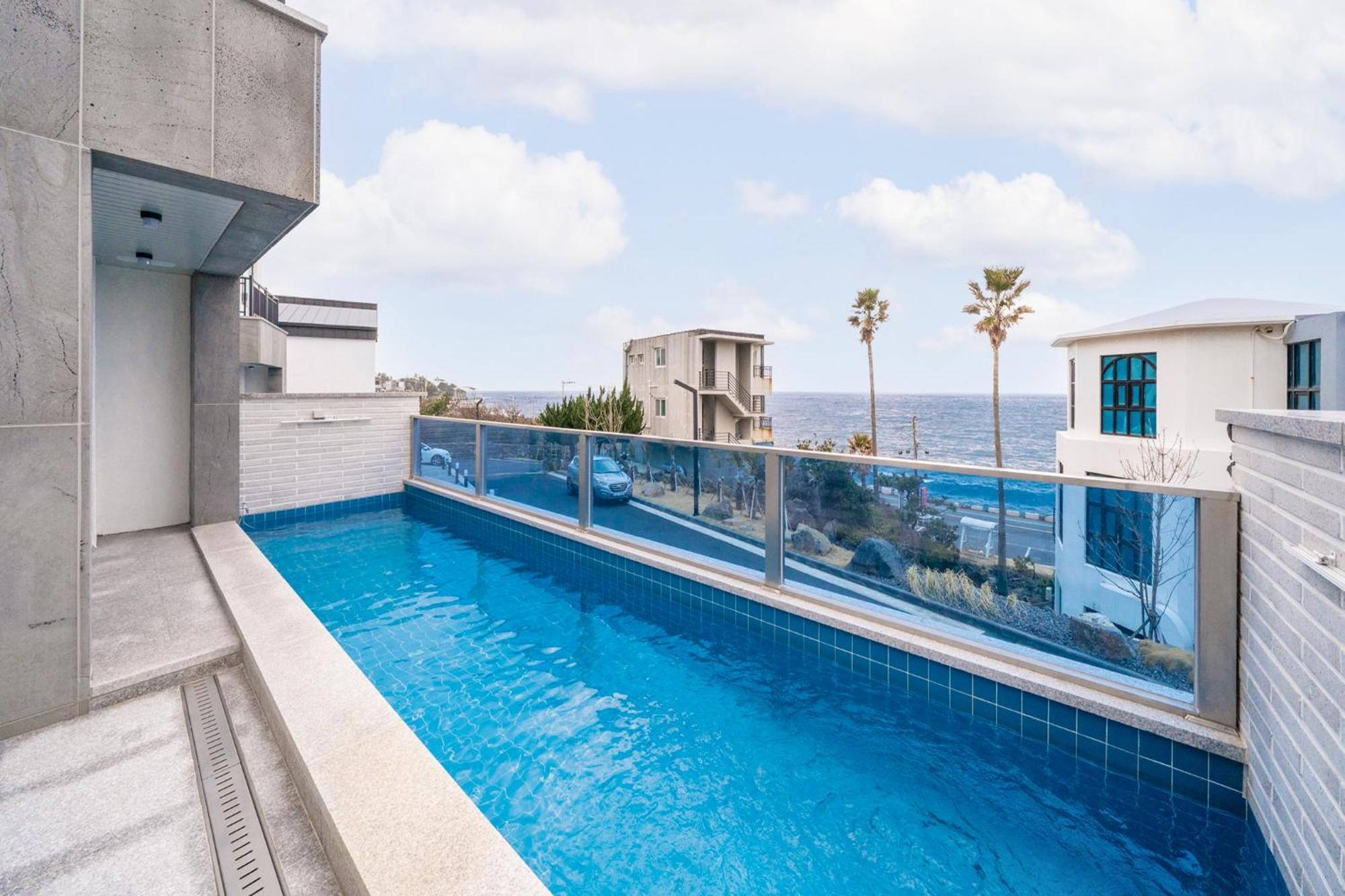 Ddosi Aewol Pool Villa 济州市 外观 照片