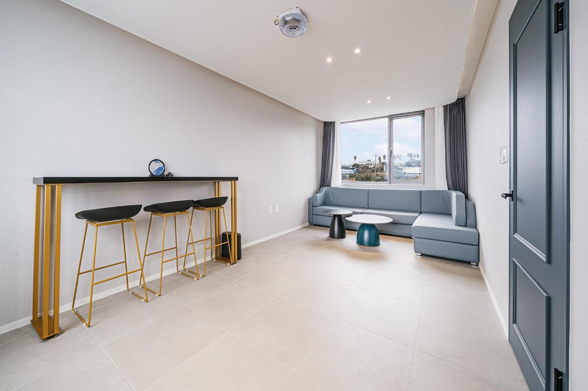 Ddosi Aewol Pool Villa 济州市 外观 照片
