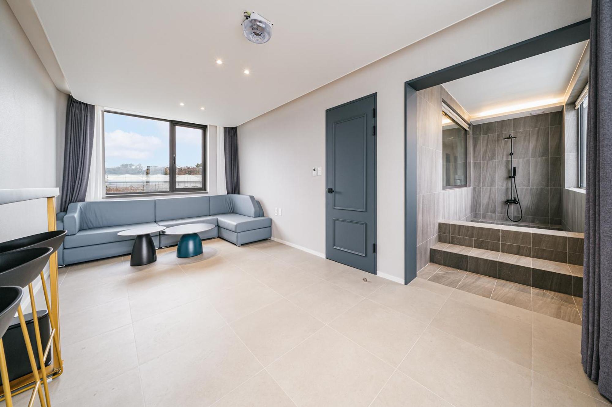 Ddosi Aewol Pool Villa 济州市 外观 照片