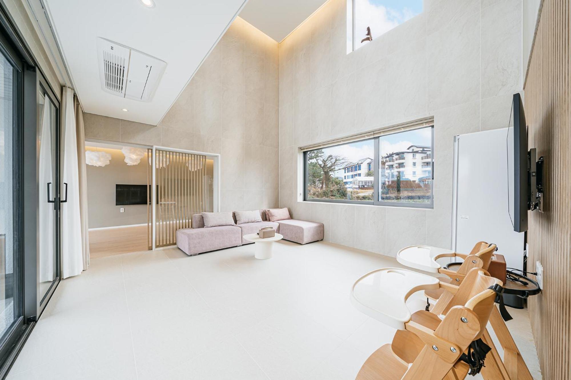 Ddosi Aewol Pool Villa 济州市 外观 照片