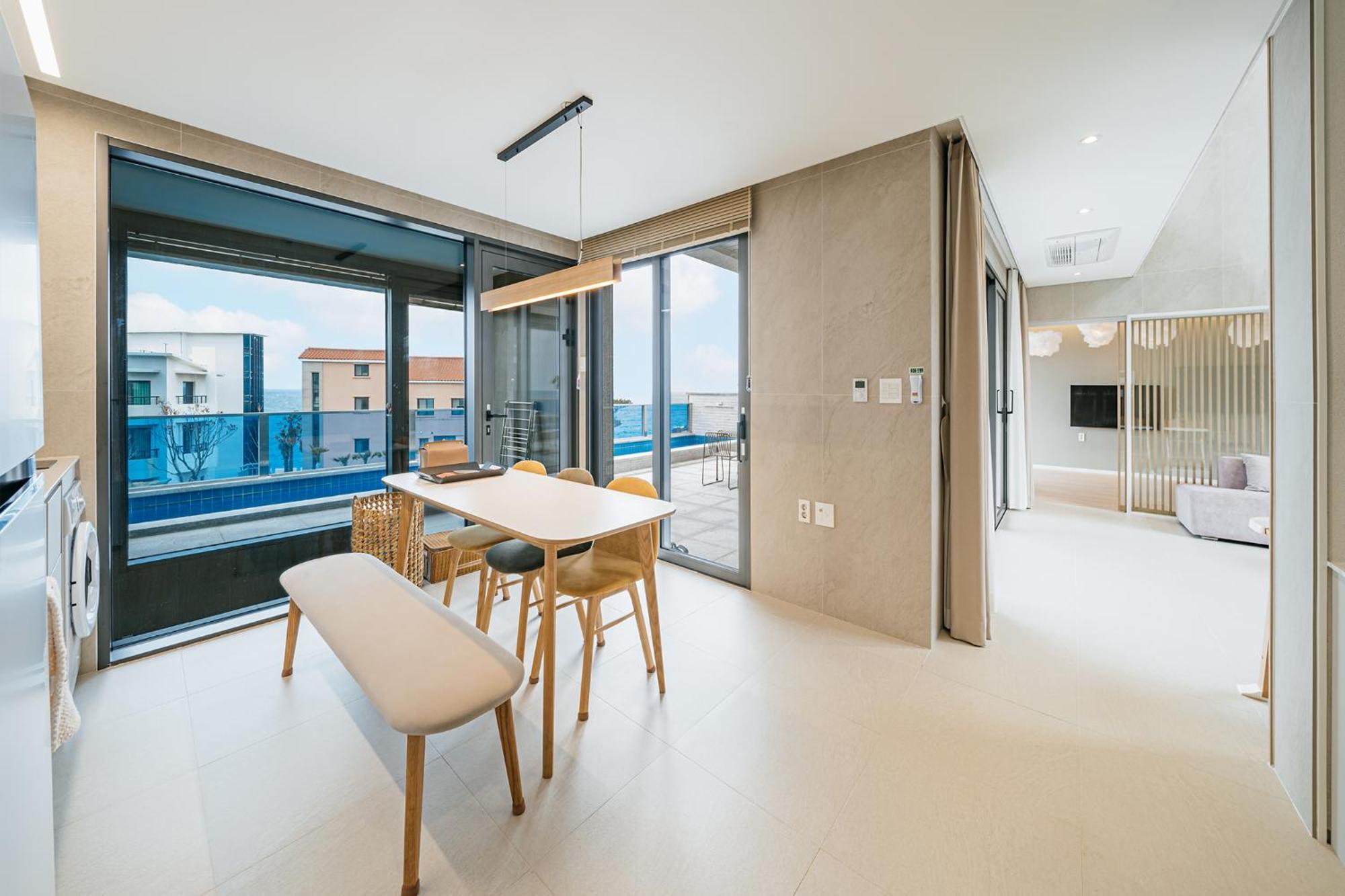 Ddosi Aewol Pool Villa 济州市 外观 照片