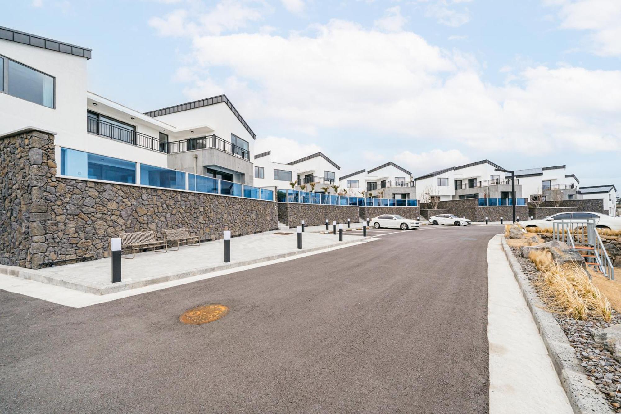 Ddosi Aewol Pool Villa 济州市 外观 照片